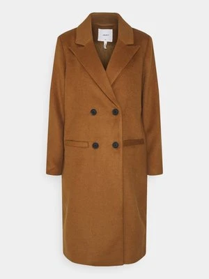 Klasyczny płaszcz Object