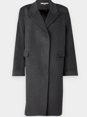 Klasyczny płaszcz REMAIN