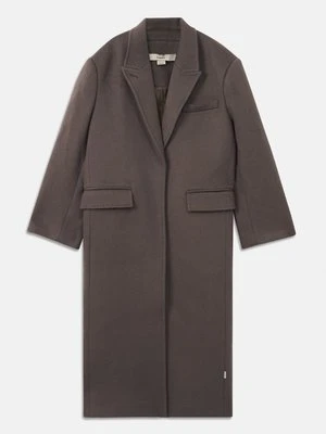 Klasyczny płaszcz REMAIN