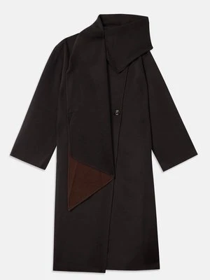 Klasyczny płaszcz Rodebjer