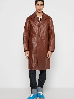 Klasyczny płaszcz sandro