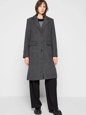 Klasyczny płaszcz Selected Femme