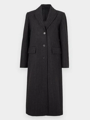 Klasyczny płaszcz Selected Femme