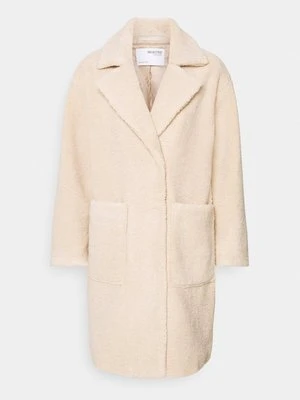 Klasyczny płaszcz Selected Femme Petite