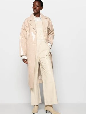 Klasyczny płaszcz STAND STUDIO