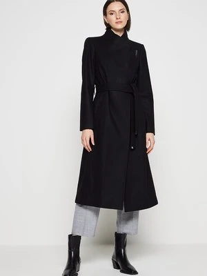 Klasyczny płaszcz Ted Baker