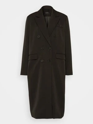 Klasyczny płaszcz Vero Moda