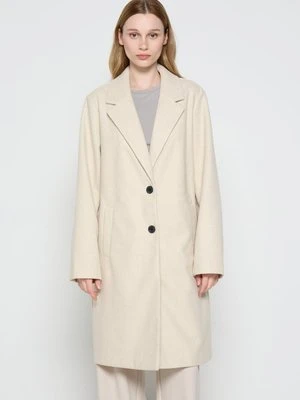 Klasyczny płaszcz Vero Moda