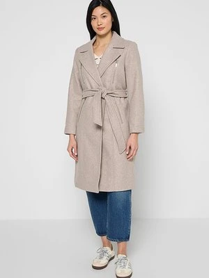 Klasyczny płaszcz Vero Moda Petite