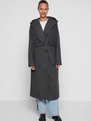 Klasyczny płaszcz Vero Moda Tall
