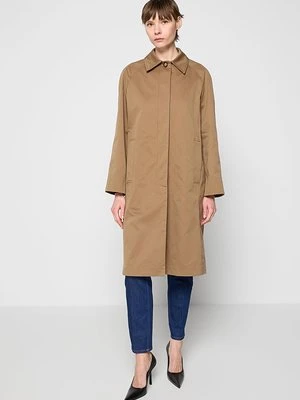 Klasyczny płaszcz Victoria Beckham