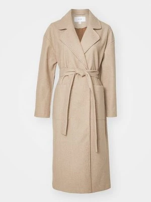 Klasyczny płaszcz Vila