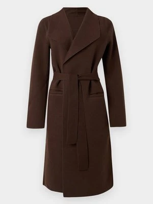 Klasyczny płaszcz Vila