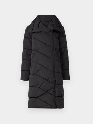 Klasyczny płaszcz YAS