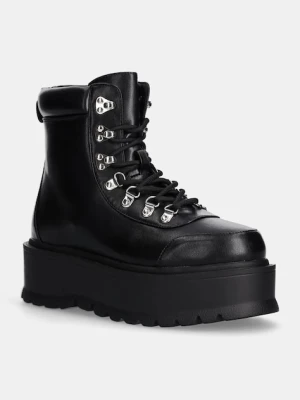 Koi Footwear workery