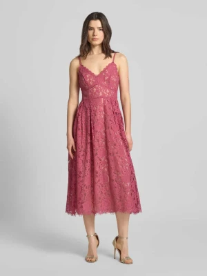 Koktajlowa sukienka do kolan z koronką i cienkimi ramiączkami Jake*s Cocktail