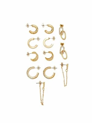 Kolczyki Stradivarius