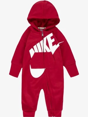 Kombinezon Nike czerwony