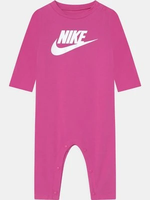 Kombinezon Nike różowy