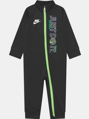 Kombinezon Nike Sportswear