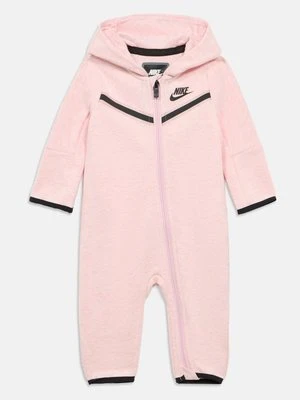 Kombinezon Nike Sportswear