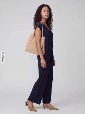 kombinezon o kroju regular fit z bocznymi wpuszczanymi kieszeniami model 's.NOS' ROBE LÉGÈRE Granatowy