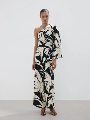 Asymetryczny kombinezon z rozszerzanym rękawem kremowy / écru - Kobieta - - MANGO