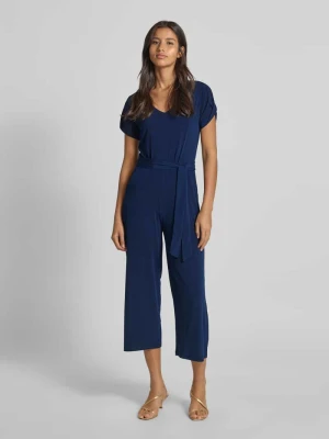 Kombinezon z dekoltem w serek i wiązanym paskiem MORE & MORE