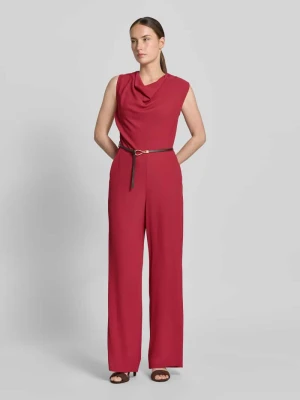 Kombinezon z lejącym dekoltem i paskiem Jake*s Collection