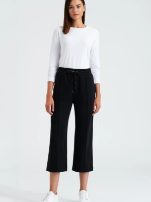 Komfortowe kuloty z czarnej dzianiny Greenpoint