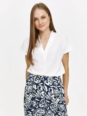 Komfortowy biały top z dekoltem v-neck Top Secret