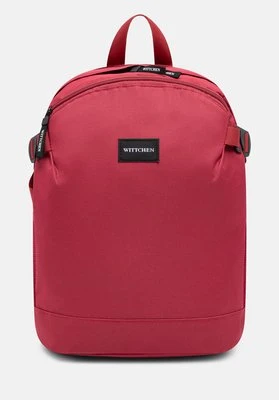 Kompaktowy plecak do samolotu czerwony Wittchen