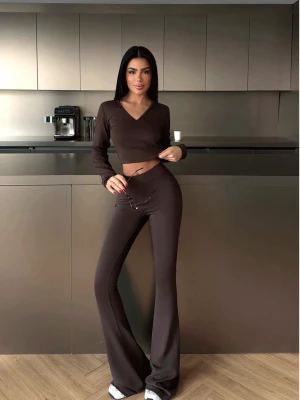 Komplet 2w1 krótki top i spodnie BOSTON - czekoladowy  magmac 