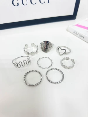 Komplet 8 par pierścionków - srebrny  magmac 