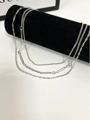 Komplet delikatnych łańcuszków - srebrny  magmac 