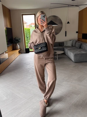 Komplet Dresowy Taupe Nieocieplany Flow ClothStore