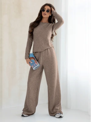 Komplet dzianinowy z szerokimi spodniami CELESTE - mocha mousse  magmac 