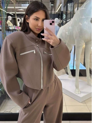 Komplet krótka kurtka + spodnie MONTI - czekoladowy  magmac 