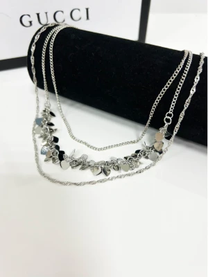 Komplet naszyjników z delikatnymi blaszkami - srebrny  magmac 