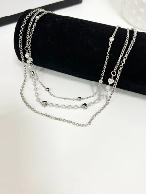 Komplet naszyjników z perełkami- srebrny  magmac 