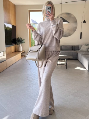 Komplet Sweterkowy Beżowy Agat ClothStore