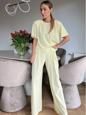 Komplet z wiskozy bluzka i szerokie spodnie ELSPIE - cytrynowy  magmac 