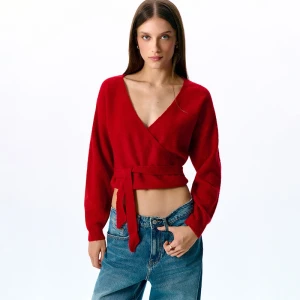 Kopertowy sweter z domieszką wełny w składzie czerwony House