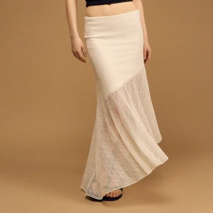 Koronkowa asymetryczna spódnica midi kremowa House