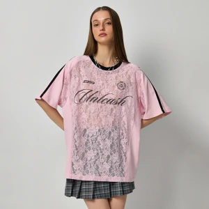 Koronkowa różowa koszulka z nadrukiem Unleash House