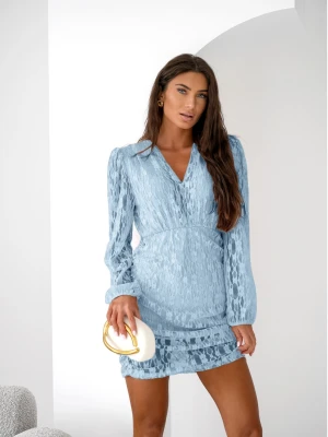 Koronkowa sukienka mini z dekoltem V TARA - błękitna  magmac 