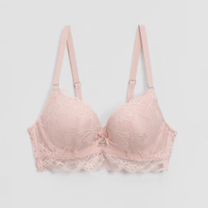 Koronkowy jasnoróżowy biustonosz push-up House