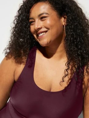 Kostium kąpielowy shape z ozdobnymi plisami, lekki stopień modelowania sylwetki bonprix