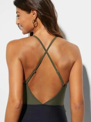 Kostium kąpielowy z wycięciem i falbankami bonprix