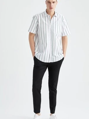 Koszula biznesowa DeFacto